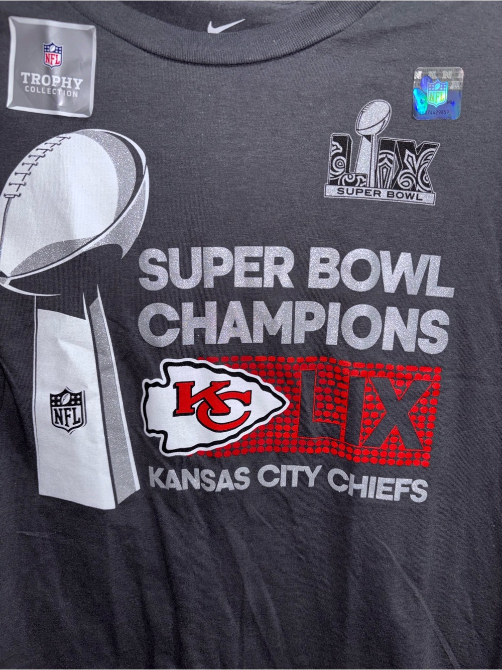 Nike Kids Kansas City Chiefs Super Bowl Champions LIX T-Shirt - unisex /Medium